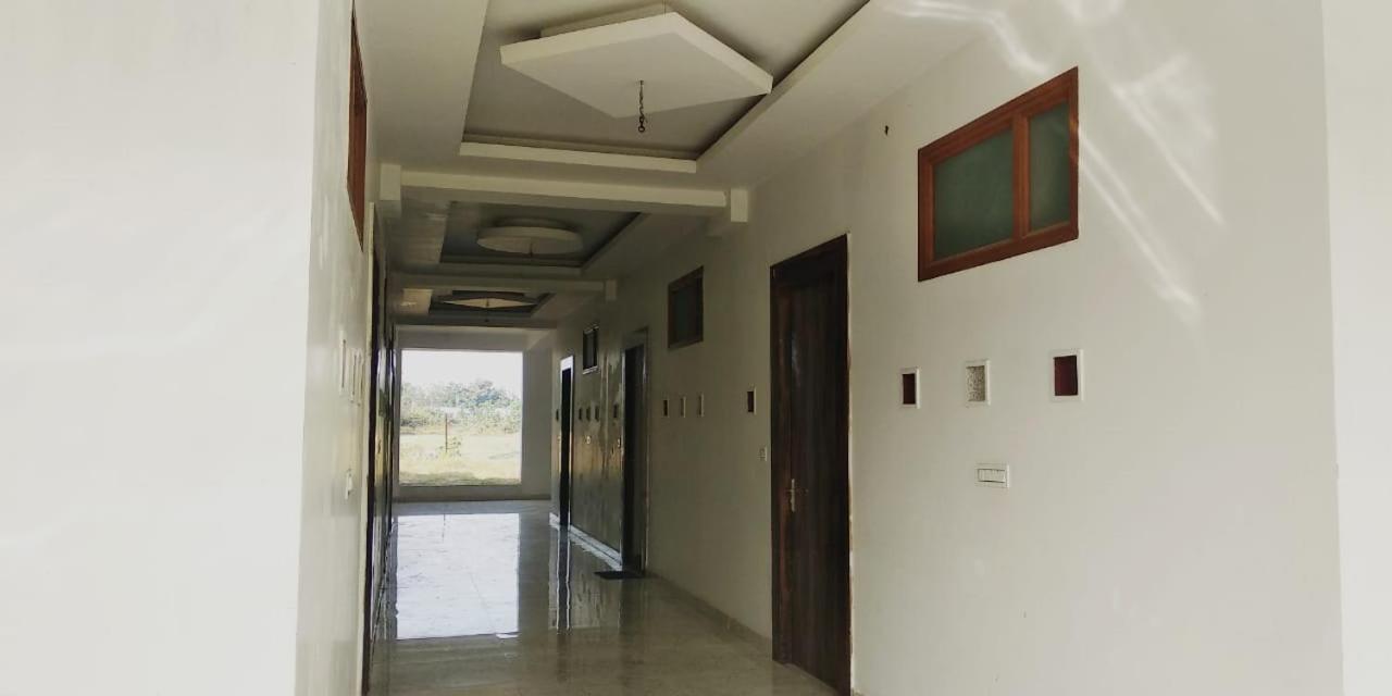 Radha Rani Mahal Khajuraho Hotel Exterior foto