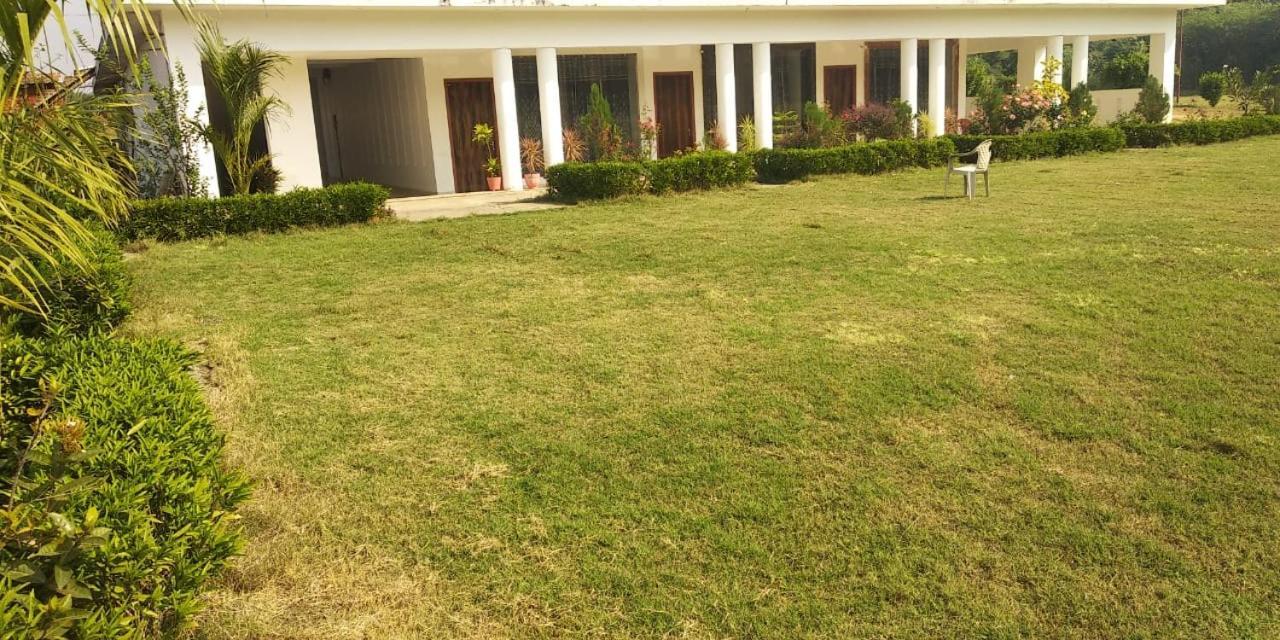 Radha Rani Mahal Khajuraho Hotel Exterior foto