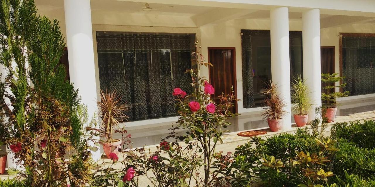 Radha Rani Mahal Khajuraho Hotel Exterior foto
