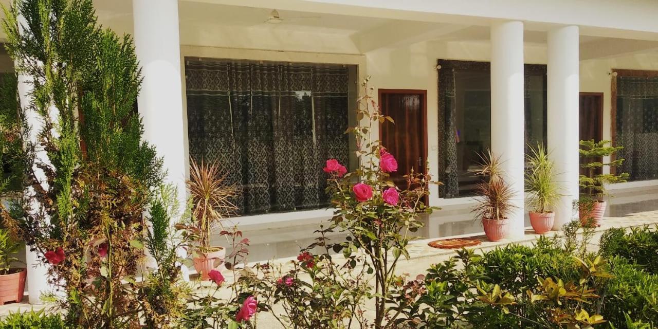 Radha Rani Mahal Khajuraho Hotel Exterior foto