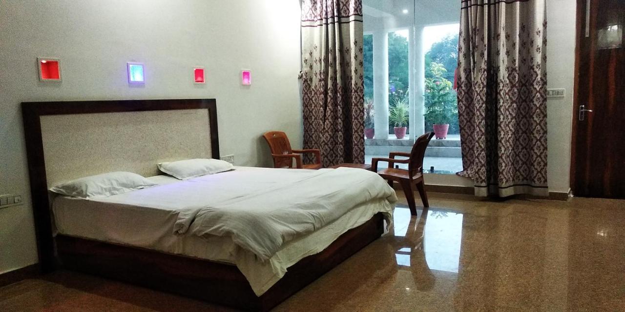 Radha Rani Mahal Khajuraho Hotel Exterior foto
